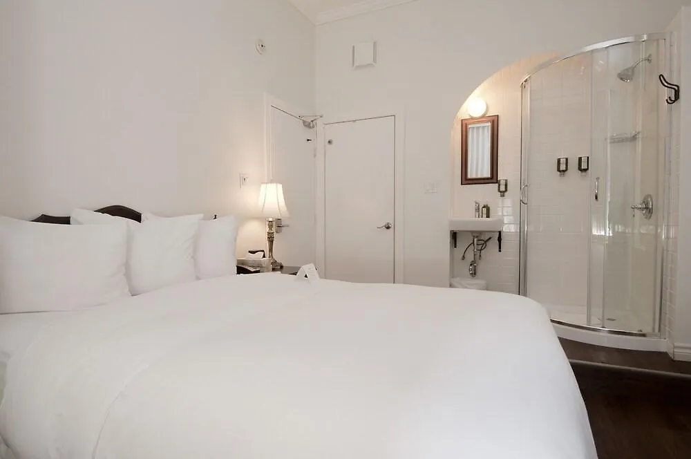 Ambrose House & Cafe - Self Check-In Guesthouse Montreal